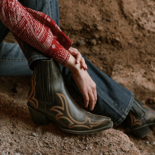 Greta Boots Black | Women Stetson Shorties