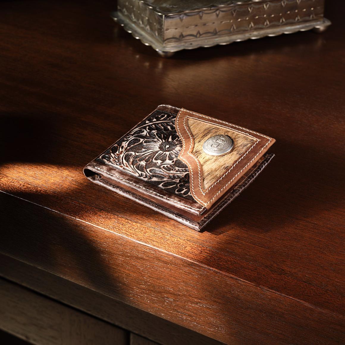 Hair-On-Hide Concho Bi-Fold Wallet Vintage Brown | Men Stetson Wallets